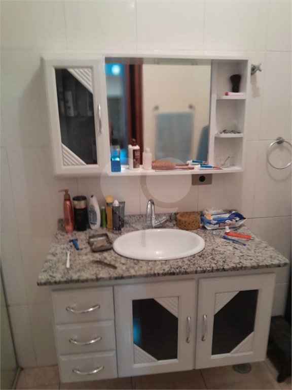 Sobrado à venda com 2 suítes em Várzea de Baixo, São Paulo, SP