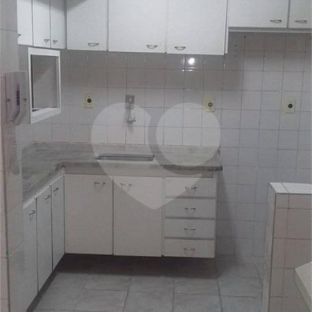 Apartamento à venda com 3 quartos, sendo 1 suíte,  em Jardim Parque Morumbi, São Paulo, SP