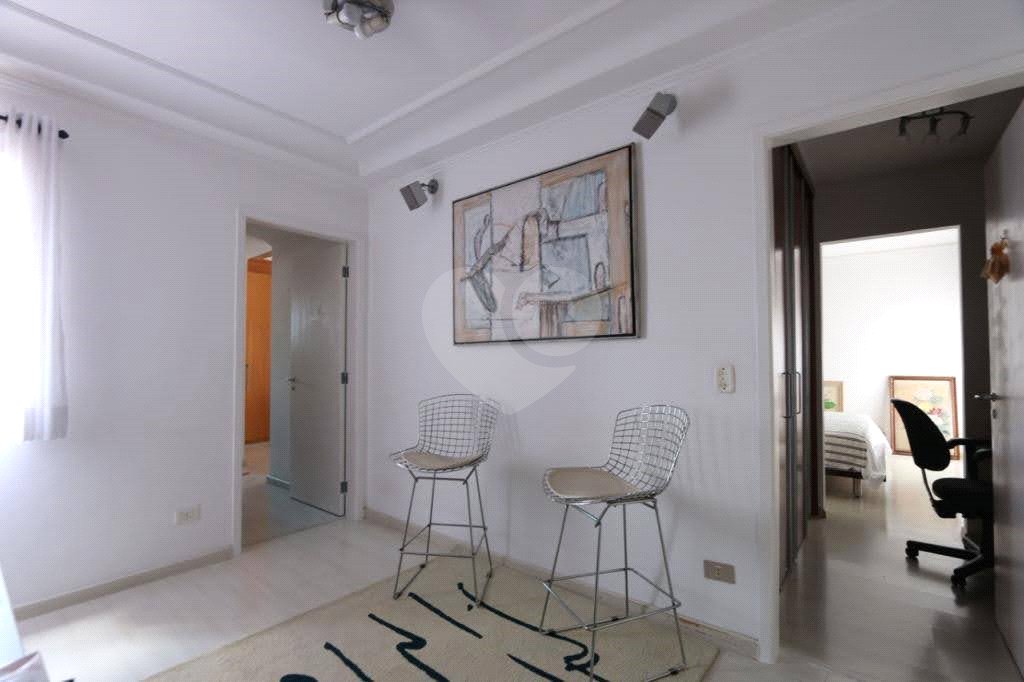 Apartamento à venda com 4 quartos, sendo 2 suítes,  em Vila Uberabinha, São Paulo, SP
