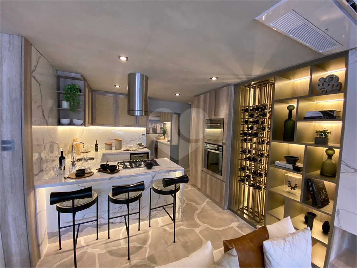 Apartamento à venda com 3 suítes em Campo Belo, São Paulo, SP