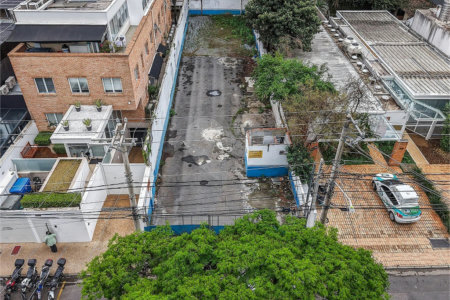 Terreno à venda em Vila Olímpia, São Paulo, SP