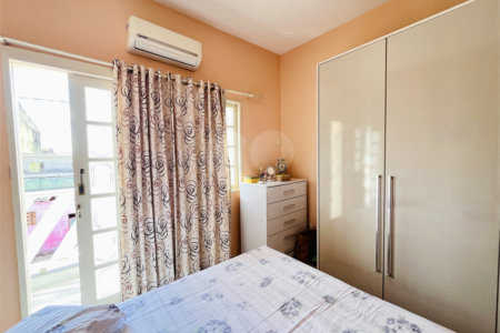 Casa à venda com 3 quartos, sendo 1 suíte, em Campo Grande, Rio de Janeiro, RJ