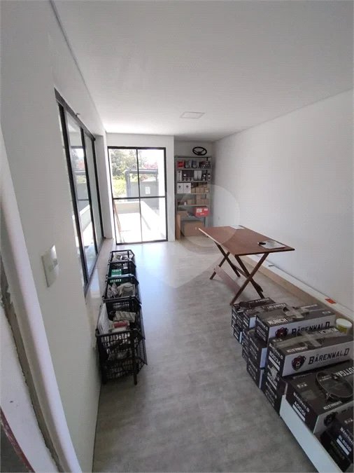 Casa à venda ou para alugar com 3 quartos, sendo 1 suíte, no condomínio Alpes da Cantareira, Mairiporã - SP