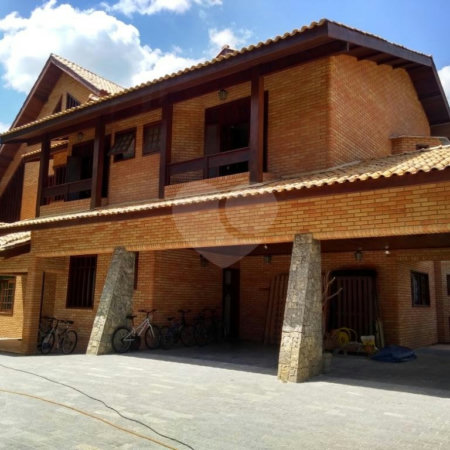 Casa à venda com 6 suítes no condomínio Lago Azul Residencial e Golfe, Araçoiaba da Serra - SP