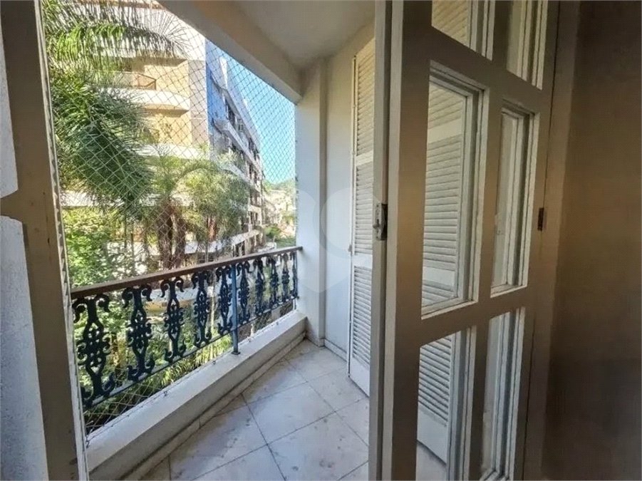 Apartamento à venda com 4 quartos, sendo 1 suíte, em Lagoa, Rio de Janeiro, RJ