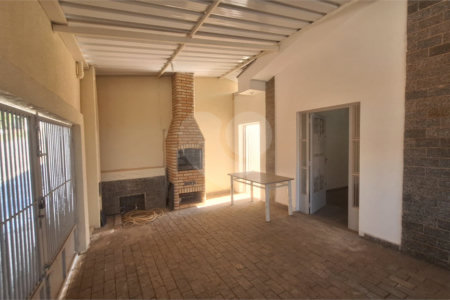 Casa à venda com 5 quartos, sendo 2 suítes,  em Vila Barão, Sorocaba, SP