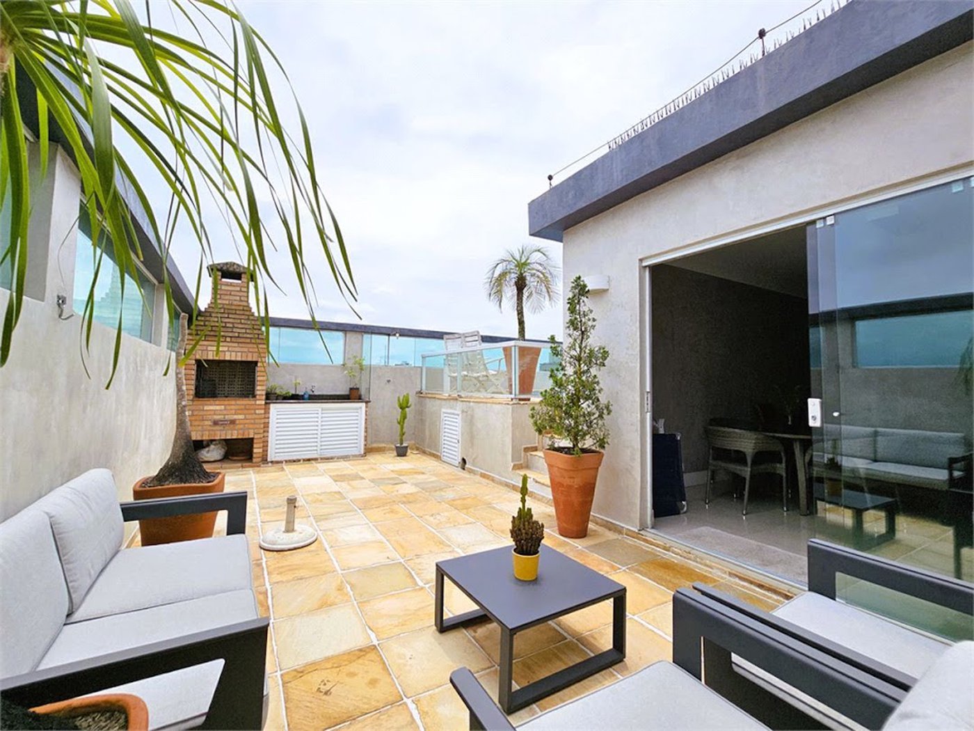 Apartamento Residencial à venda, Ponta da Praia, Santos - AP1069.