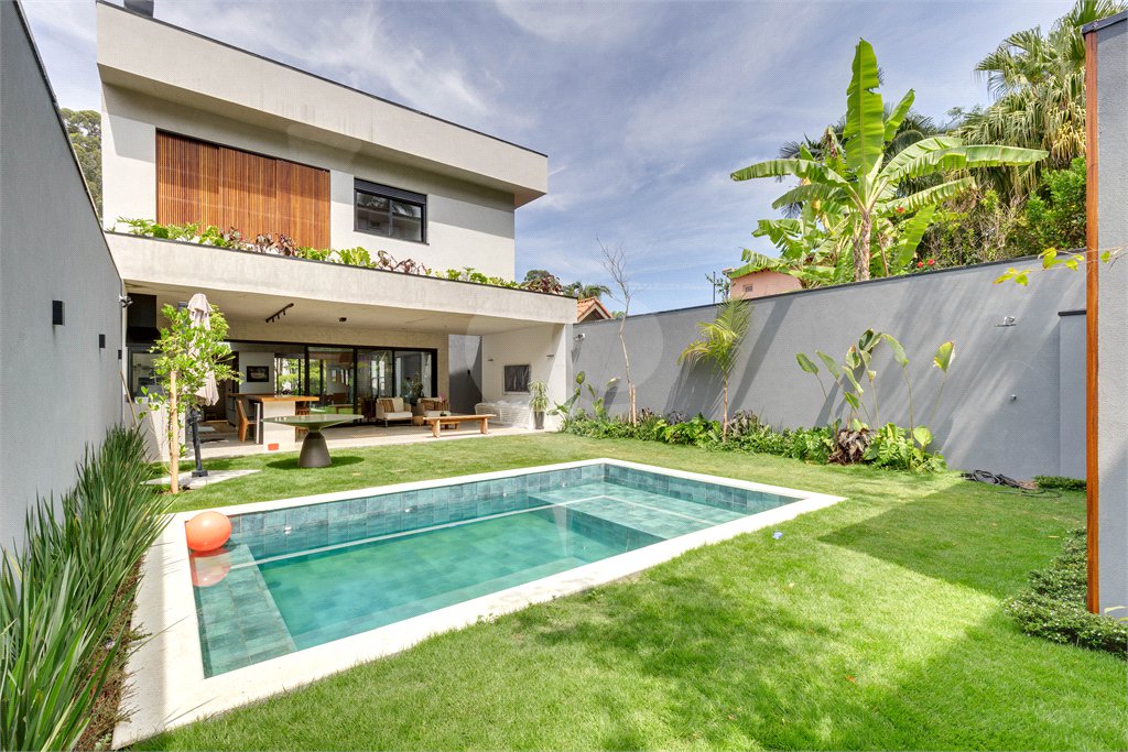 Casa de Vila à venda com 4 suítes em Alto da Boa Vista, São Paulo, SP