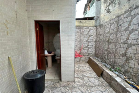 Sobrado à venda com 3 quartos, sendo 1 suíte, em Jardim Peri, São Paulo, SP