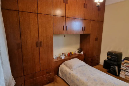 Sobrado à venda com 4 quartos, sendo 1 suíte, em Água Branca, São Paulo, SP
