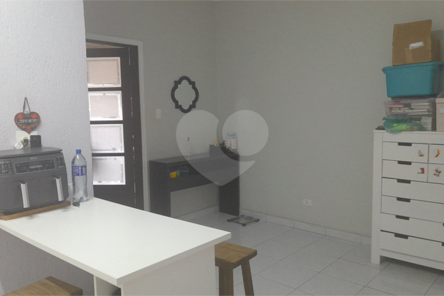 Sobrado à venda com 3 quartos, sendo 1 suíte, em Tremembé, São Paulo, SP