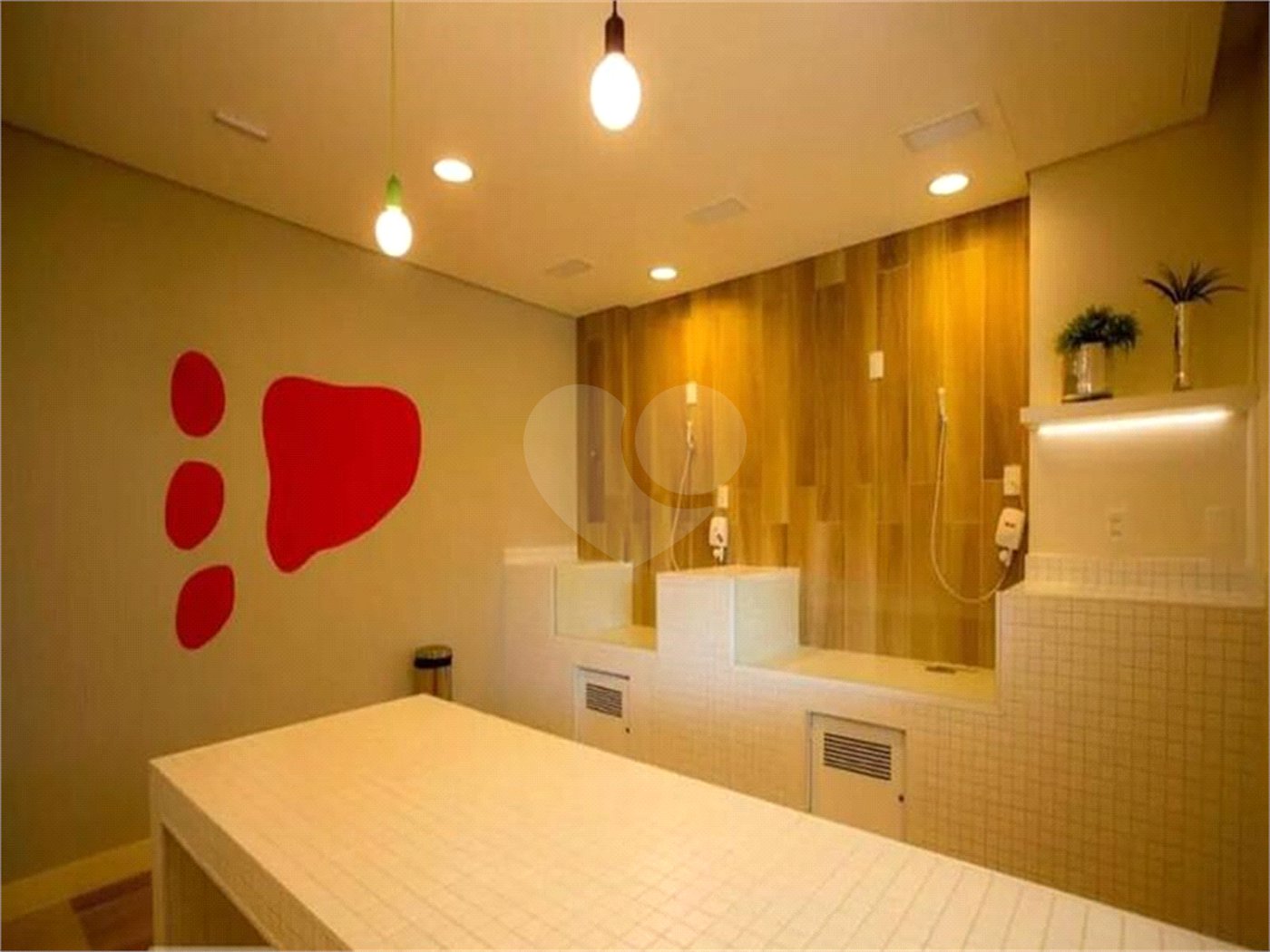 Apartamento à venda com 3 quartos, sendo 1 suíte, em Jardim Vazani, São Paulo, SP