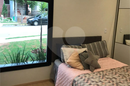 Casa à venda com 3 suítes no condomínio Terras de São Francisco, Sorocaba - SP