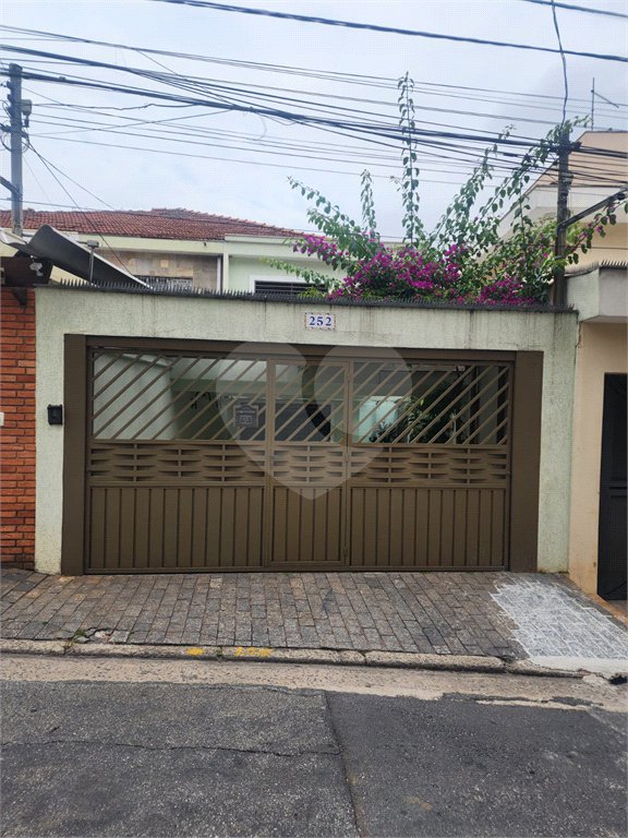 Sobrado à venda com 3 quartos, sendo 1 suíte, em Vila Paulicéia, São Paulo, SP