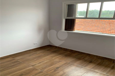 Sobrado à venda com 3 quartos em Brooklin, São Paulo, SP