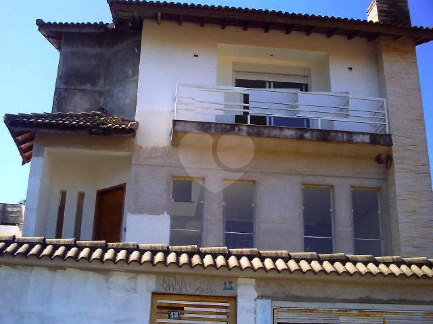 Sobrado à venda com 3 quartos, sendo 1 suíte, em Vila Irmãos Arnoni, São Paulo, SP