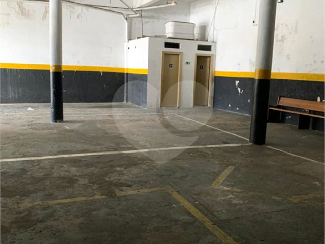 Prédio à venda com 6 quartos em Vila Maria, São Paulo, SP