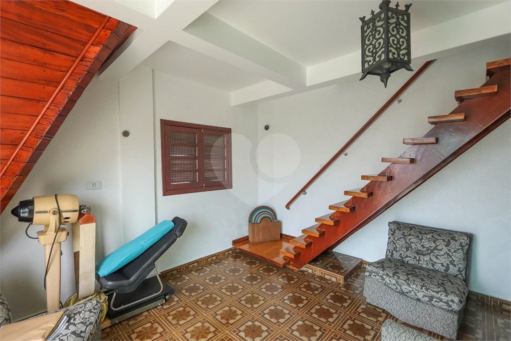 Casa à venda com 4 quartos, sendo 1 suíte, em Jardim Franca, São Paulo, SP