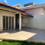 Casa à venda com 2 quartos, sendo 1 suíte, em Vila Renô, Ponta Porã, MS
