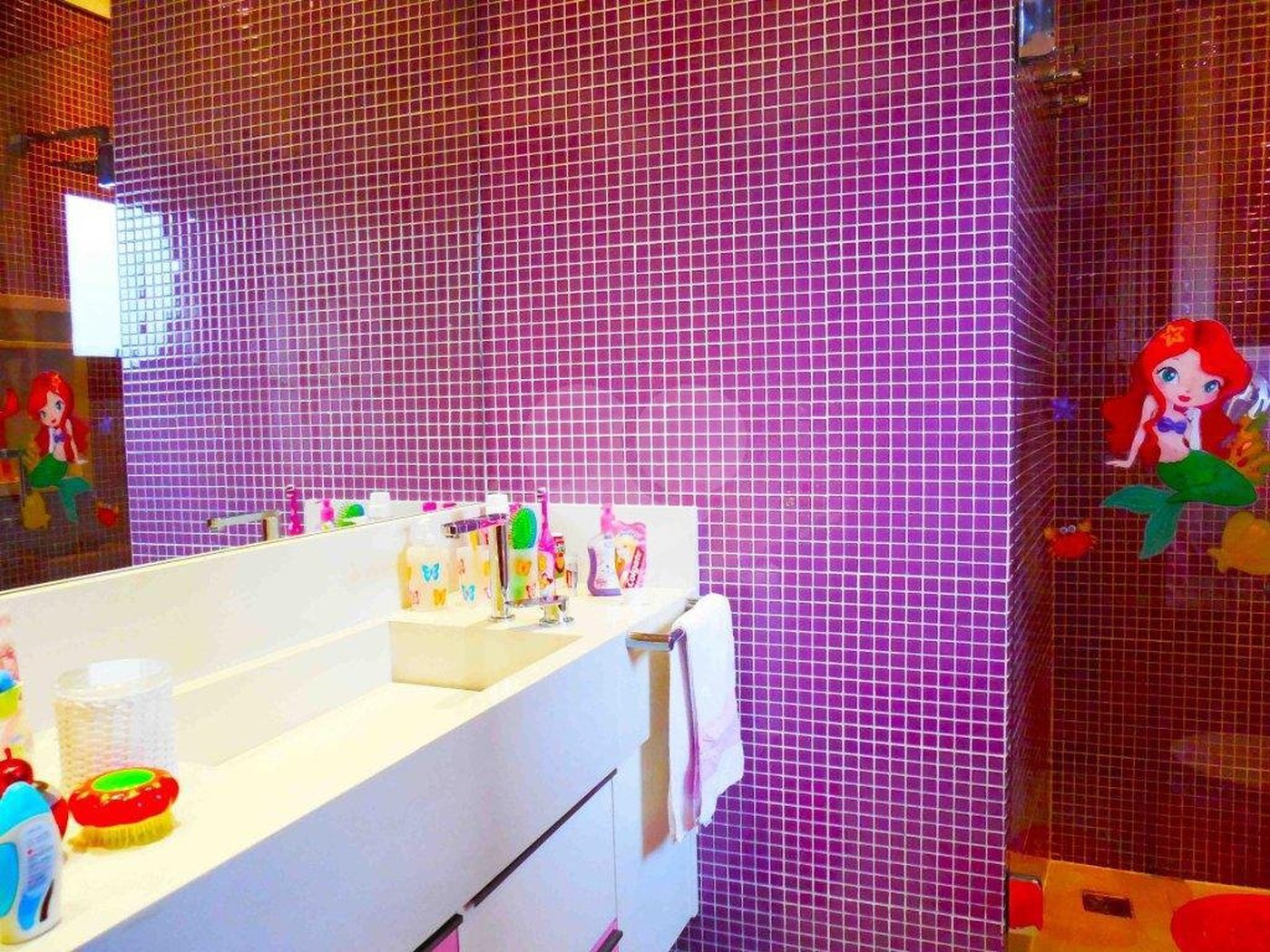 Casa à venda com 4 suítes no condomínio Vilaggio Monte Alegre, São Paulo - SP