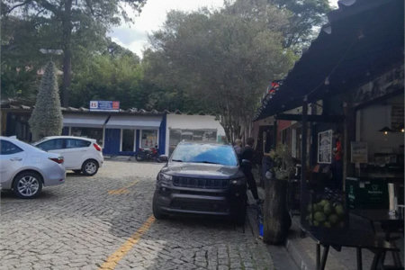 Loja para alugar em Vila Santo Antônio, Cotia, SP