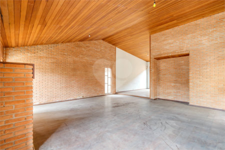 Casa Térrea à venda com 4 quartos, sendo 1 suíte, em Brooklin, São Paulo, SP