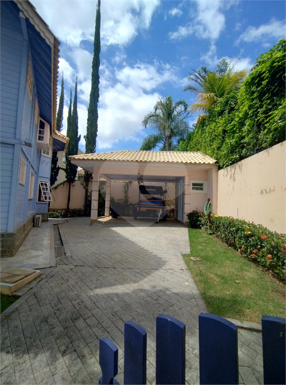 Casa à venda com 3 quartos, sendo 1 suíte, no condomínio Bosque de Greviléa, Vinhedo - SP
