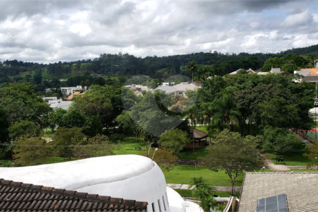 Casa à venda com 4 suítes no condomínio Real Park, Mogi das Cruzes - SP