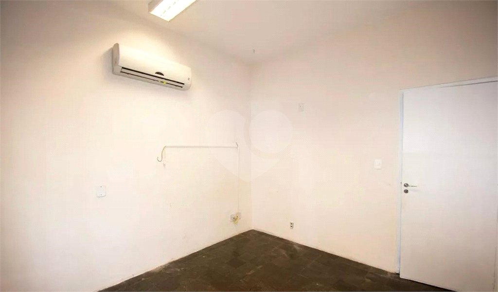 Apartamento à venda com 3 quartos, sendo 1 suíte, em Pinheiros, São Paulo, SP