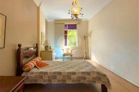 Apartamento à venda com 3 quartos, sendo 1 suíte,  em Copacabana, Rio de Janeiro, RJ