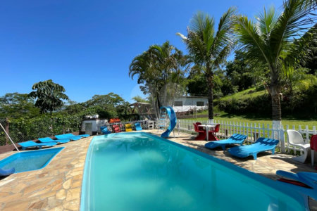 Chácara à venda com 3 quartos, sendo 1 suíte, em Chácaras Copaco, Arujá, SP
