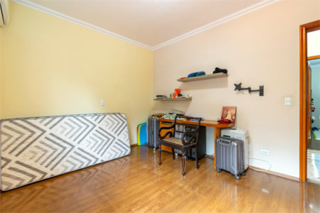 Casa à venda com 3 quartos, sendo 1 suíte,  em Vila Cordeiro, São Paulo, SP