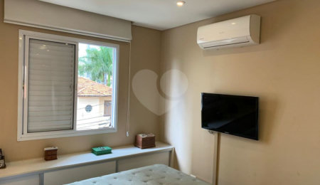Apartamento à venda com 3 quartos, sendo 1 suíte,  em Vila Gumercindo, São Paulo, SP
