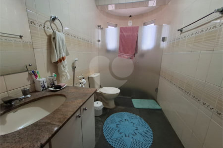 Apartamento à venda com 3 quartos, sendo 1 suíte, no Centro, Araraquara, SP