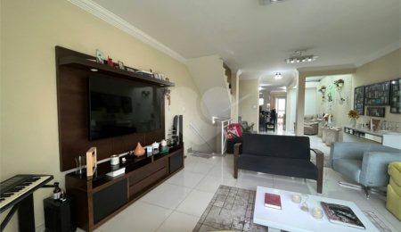 Sobrado à venda com 3 suítes em Vila Guilherme, São Paulo, SP