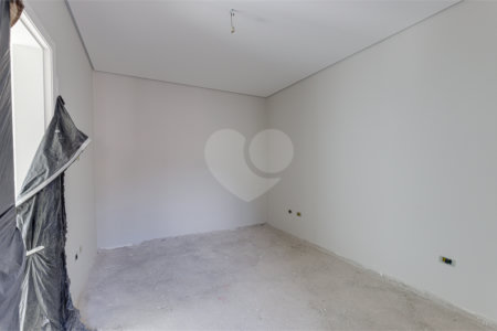 Casa à venda com 4 suítes no condomínio Reserva Robélia, São Paulo - SP
