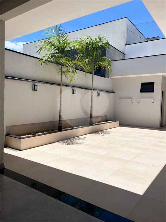 Casa à venda com 3 quartos, sendo 1 suíte, no condomínio Cond Laguna, Indaiatuba - SP