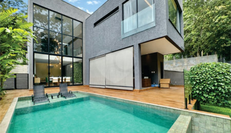 Casa à venda com 3 suítes no condomínio Reserva Santa Maria, Jandira - SP