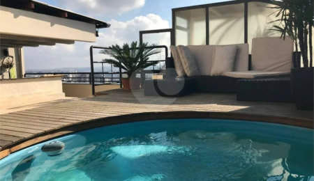 Cobertura à venda com 3 quartos, sendo 1 suíte,  em Vila Andrade, São Paulo, SP