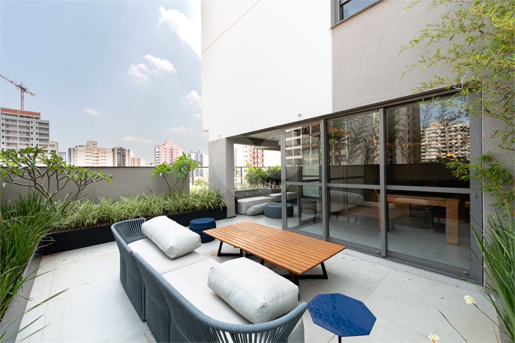 Apartamento à venda com 3 suítes em Vila Clementino, São Paulo, SP