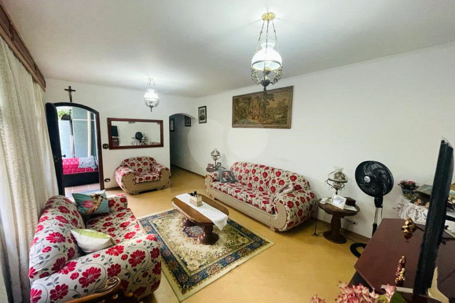 Casa à venda com 4 quartos, sendo 2 suítes, em Vila Maria, São Paulo, SP