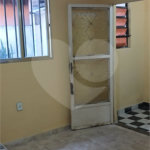 Casa à venda com 3 quartos em Santíssimo, Rio de Janeiro, RJ