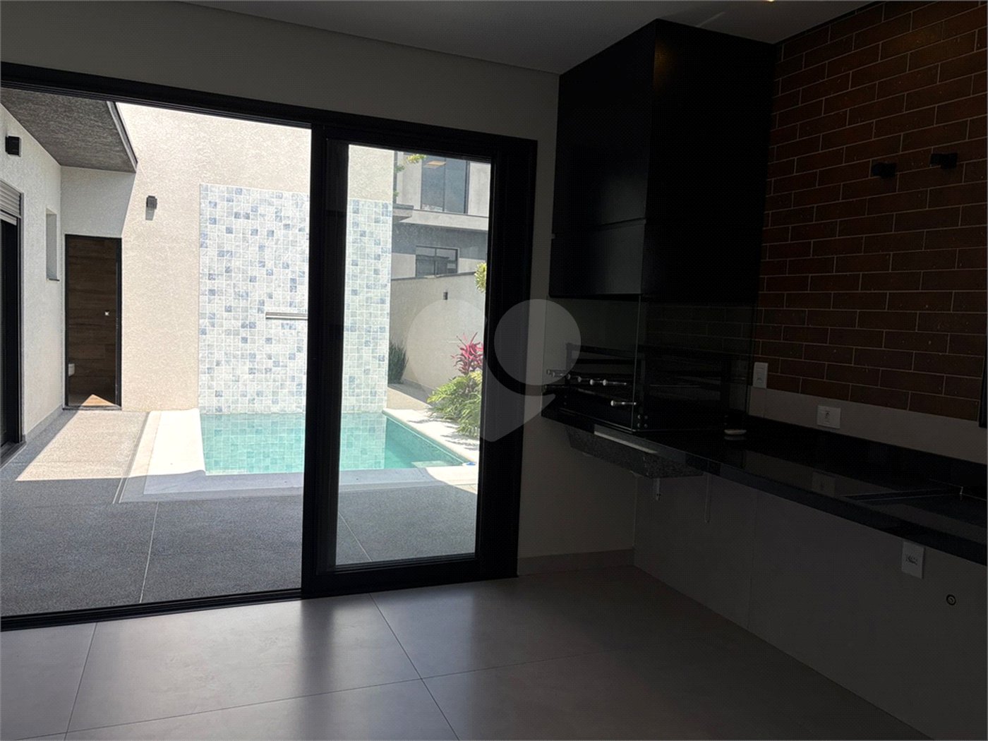 Terreno à venda com 3 suítes no condomínio Residencial Granja Anita, Mogi das Cruzes - SP