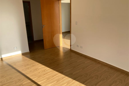Casa à venda com 4 quartos, sendo 3 suítes,  no condomínio Reserva Granja Anita, Mogi das Cruzes - SP