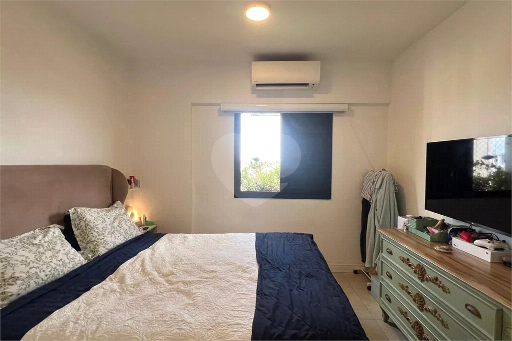 Apartamento à venda com 2 quartos, sendo 1 suíte,  em Vila Madalena, São Paulo, SP