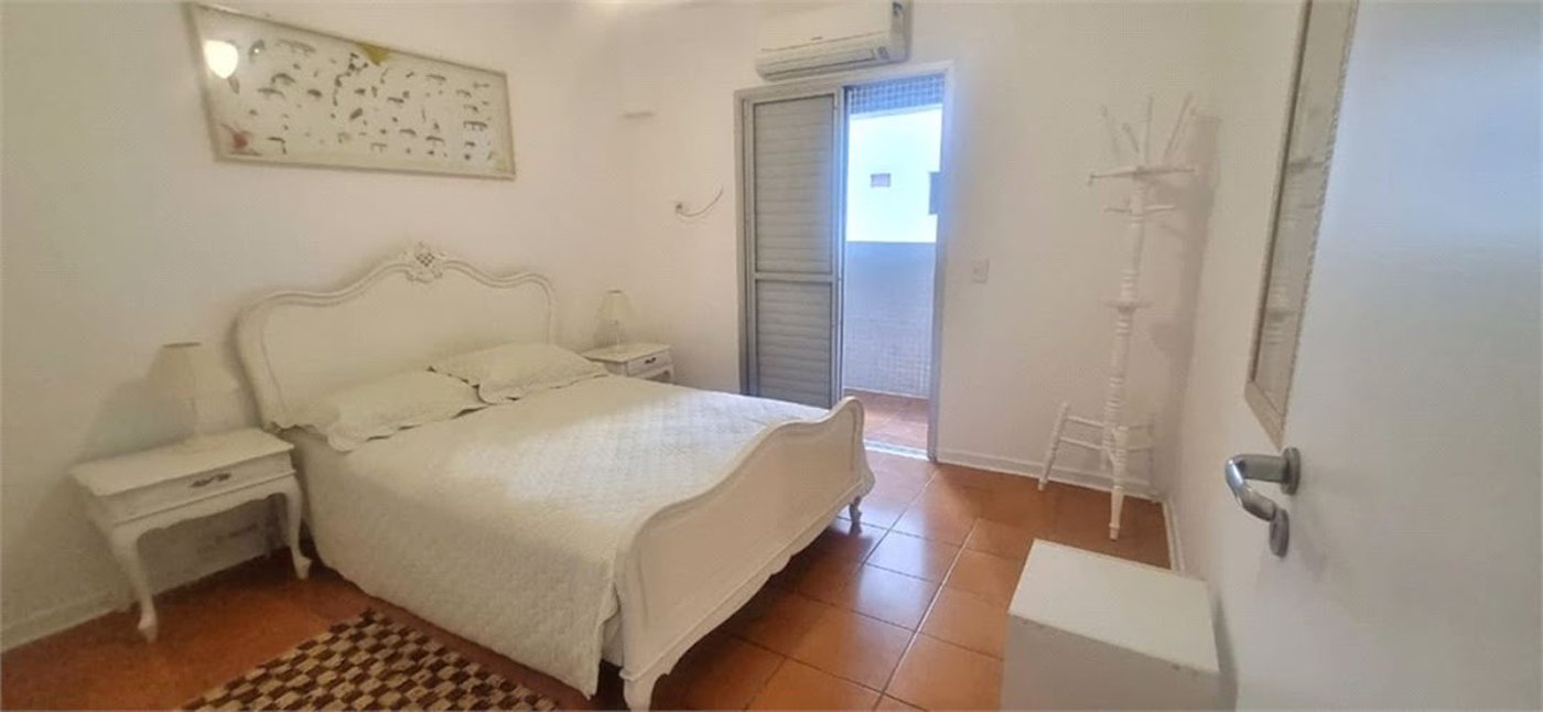 Apartamento porteira fechada com vista para o mar e lazer completo em Pitangueiras – Guarujá