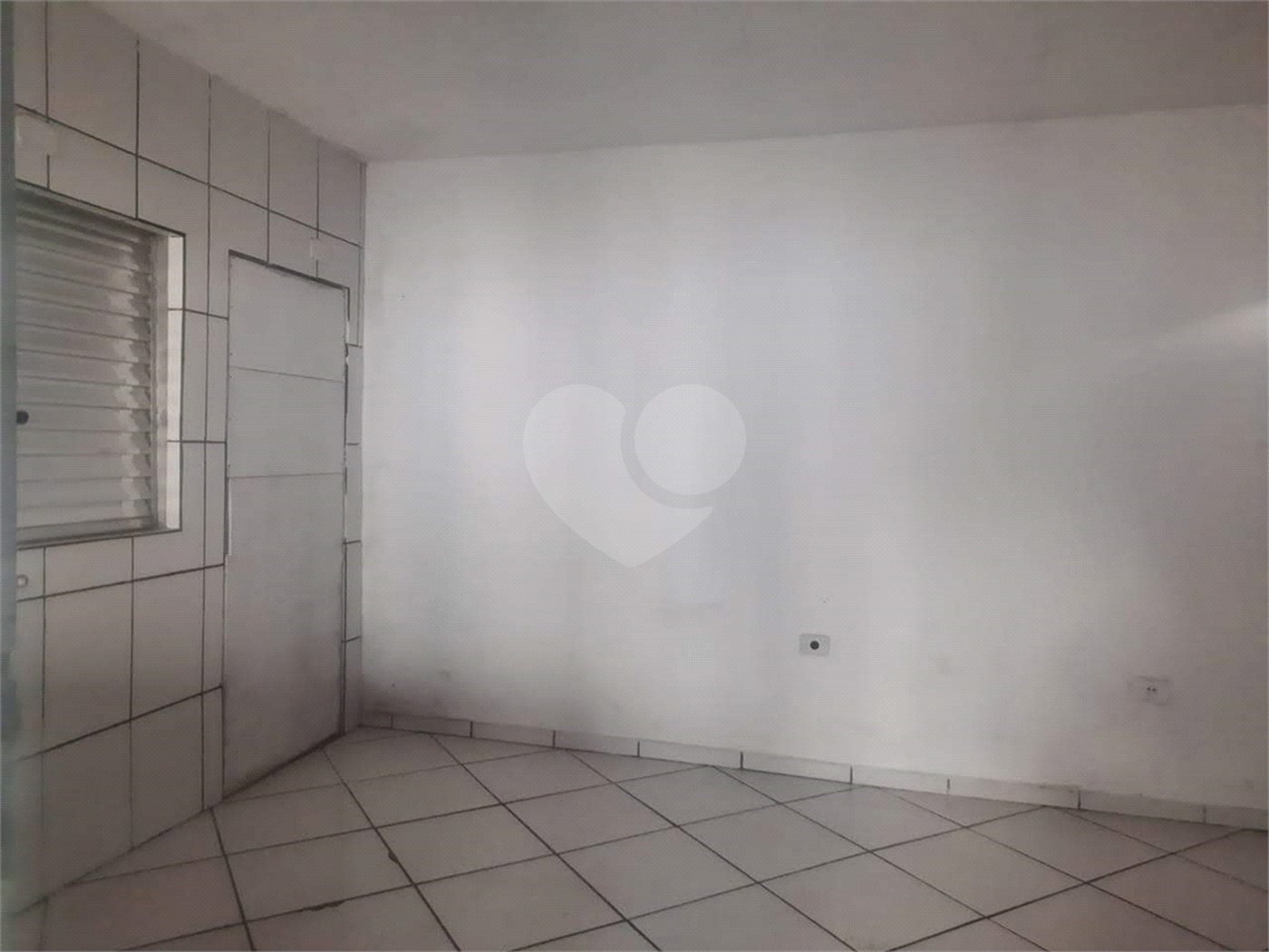 Casa à venda com 2 quartos em Jardim Santa Lúcia, Suzano, SP