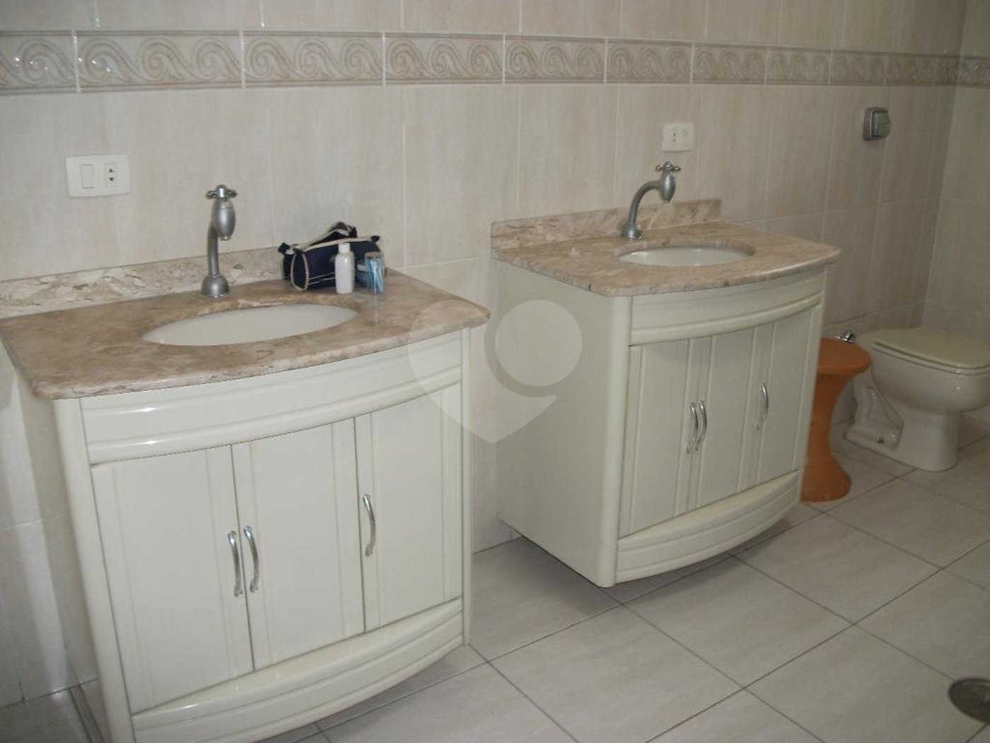 Sobrado à venda com 3 quartos, sendo 1 suíte,  em Jardim Vila Mariana, São Paulo, SP