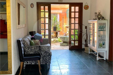 Casa à venda com 3 quartos, sendo 1 suíte,  em Pinheirinho, Vinhedo, SP