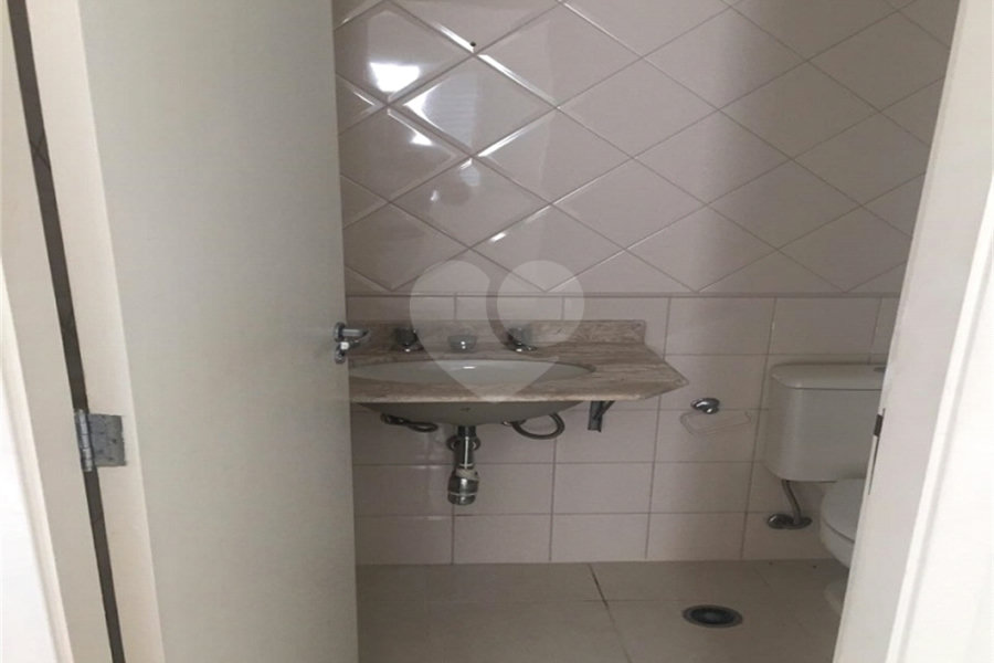 Apartamento à venda com 3 quartos, sendo 1 suíte, em Vila Nova Cachoeirinha, São Paulo, SP